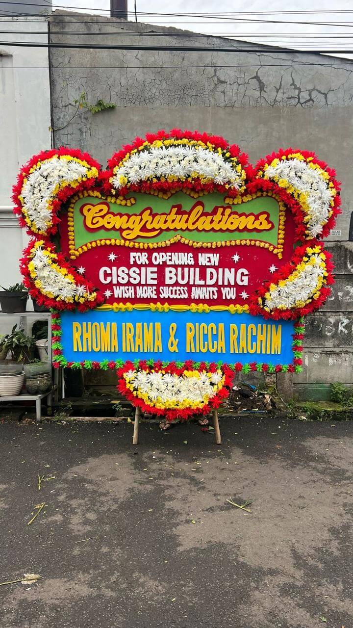 Rangkaian bunga unggulan Catelliya Florist Karawang Cikarang
